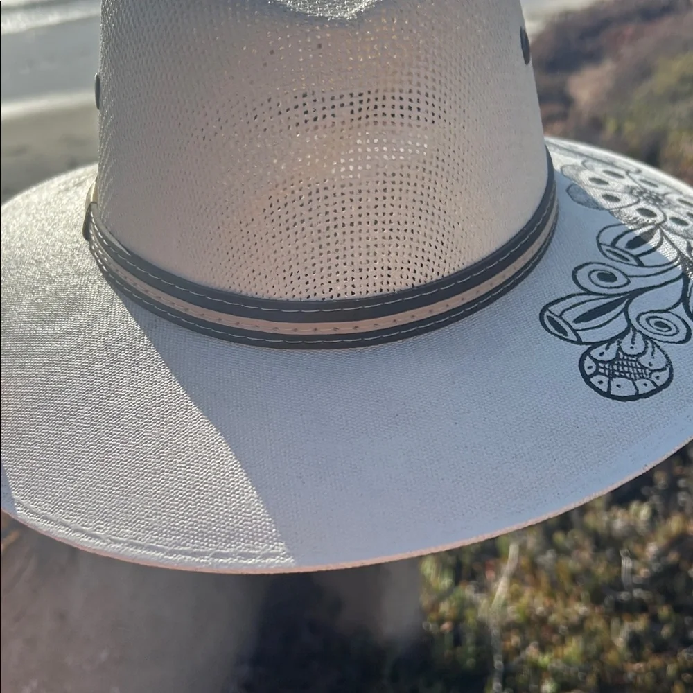 Woman’s Mexican hat - Picture 5 of 7